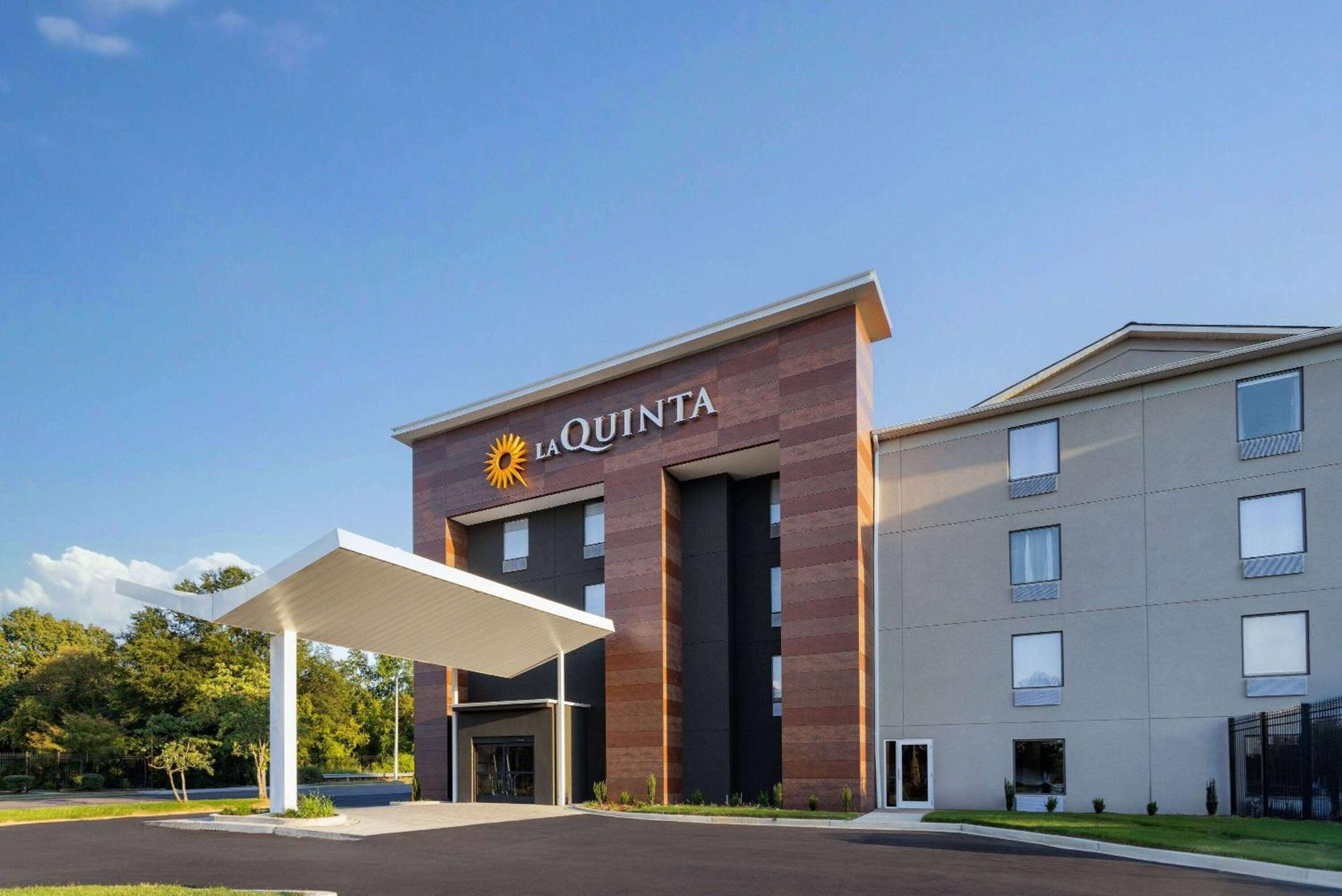 La Quinta Inn & Suites By Wyndham Memphis I-240 Exterior photo